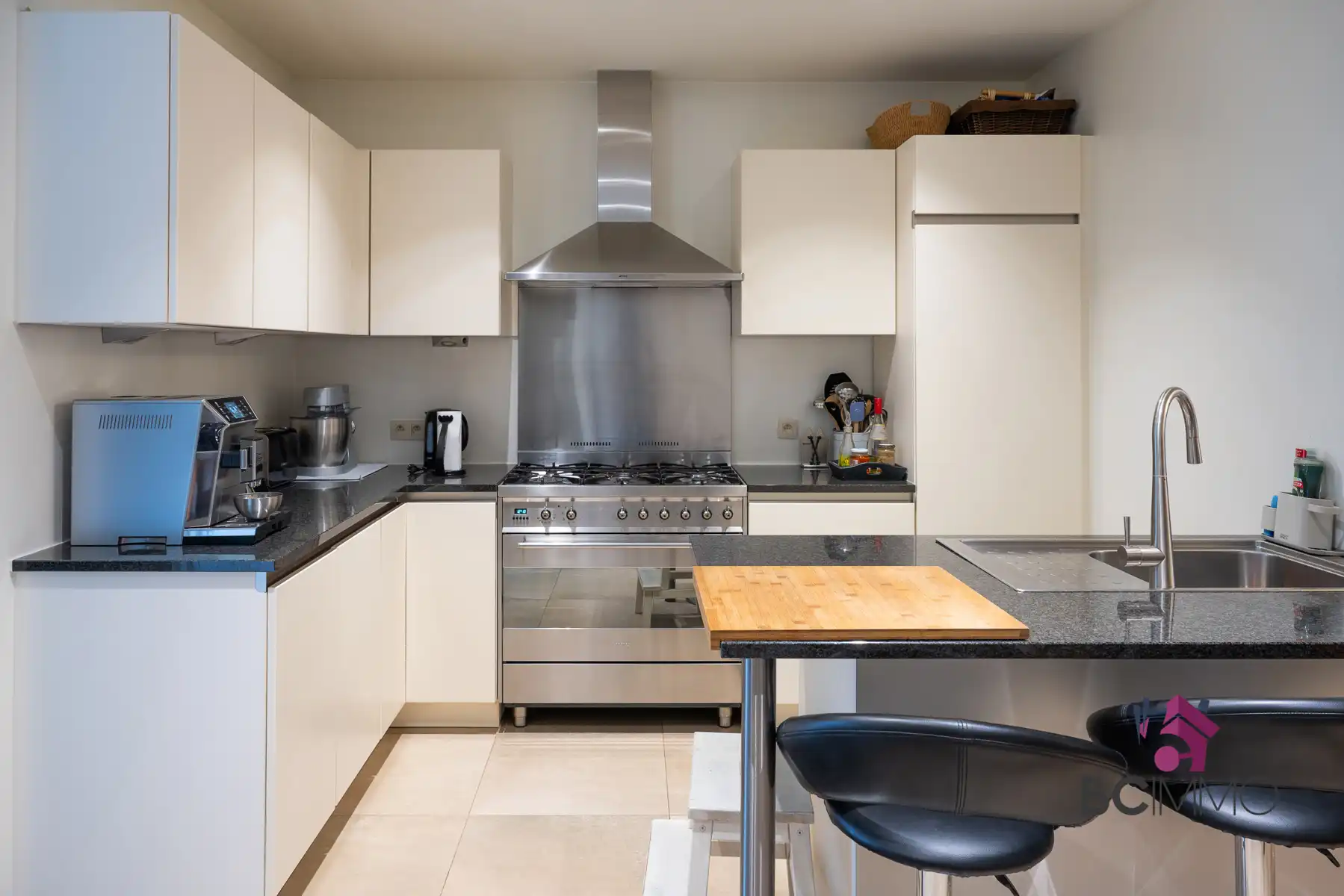 Ruime gezinswoning met projectgrond in Genk foto 7