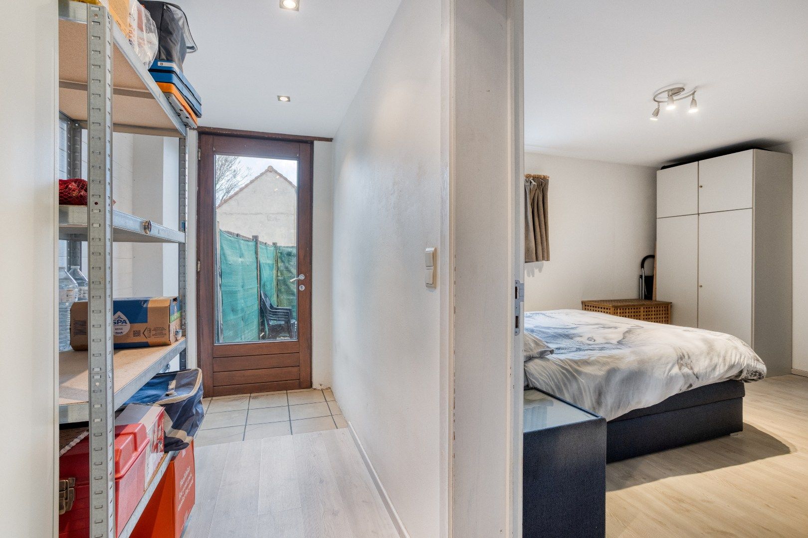 Gelijkvloersapp. (91m²) te huur in Halle, met 1 slpk en koer foto 18