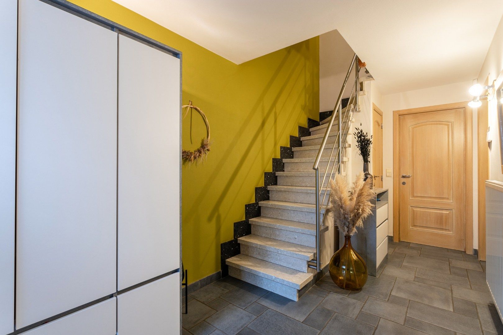 Energiezuinige woning met 3 slaapkamers en garage in Halle foto 2