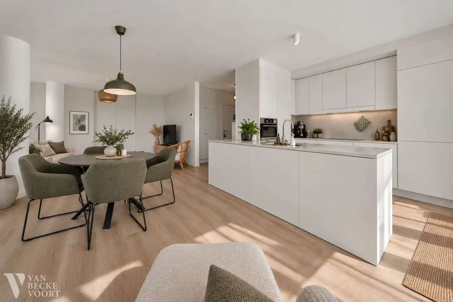 Wonen aan het park: stijlvol gerenoveerd appartement met uitzonderlijk uitzicht foto 2