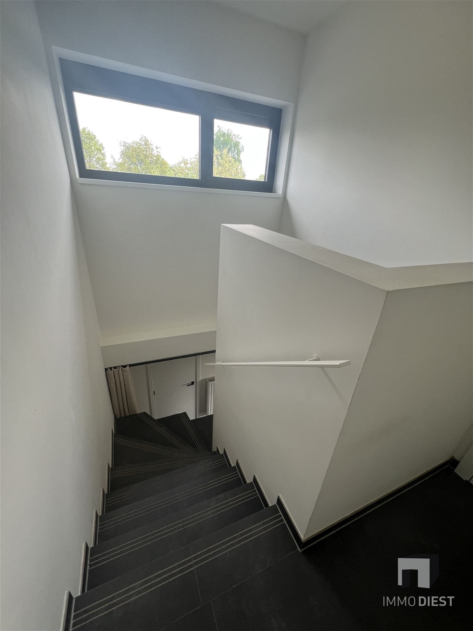 Modern duplex appartement met 3 slpkmrs foto 16