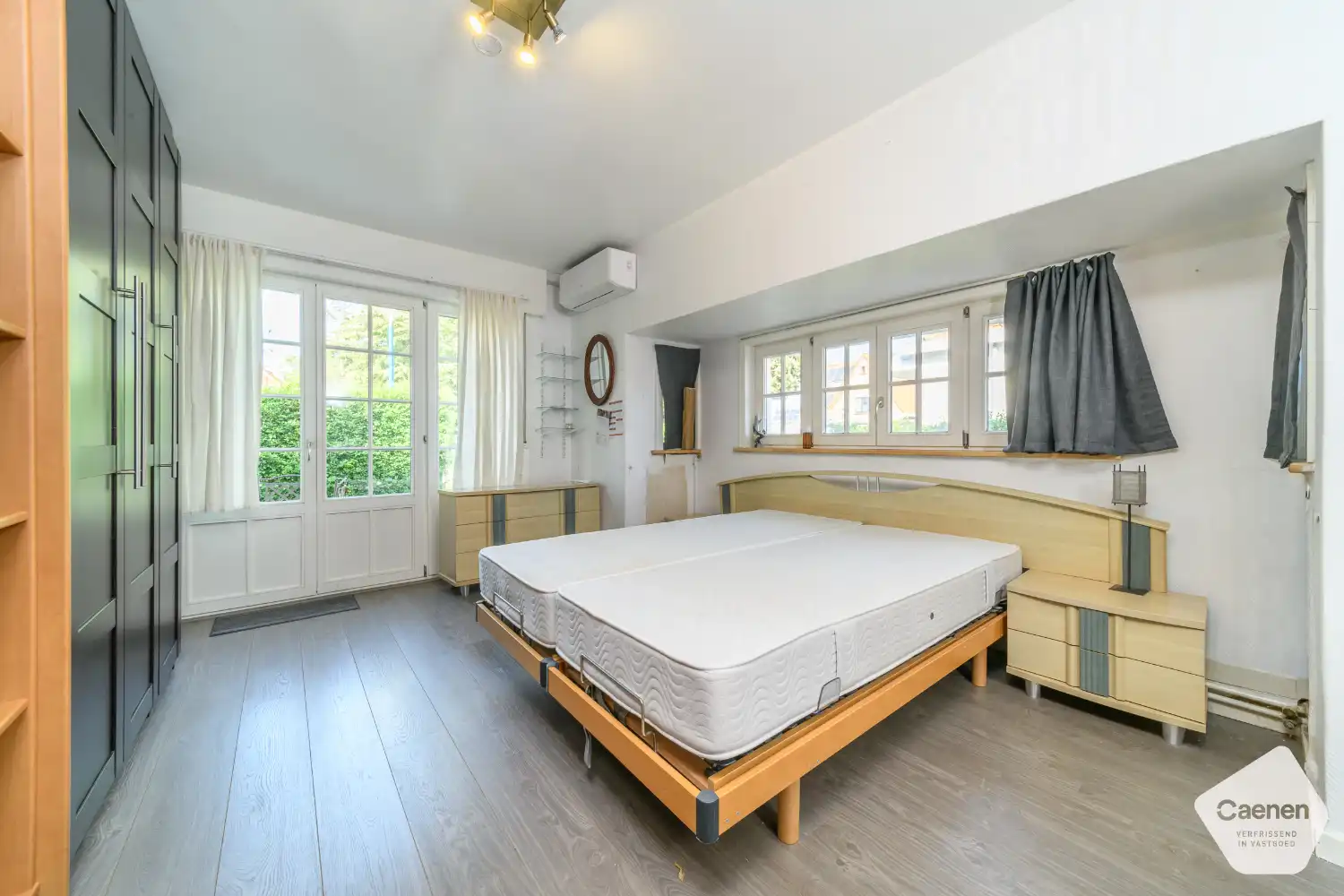 Alleenstaande hoekvilla met zongerichte tuin nabij zee – Koksijde foto 4