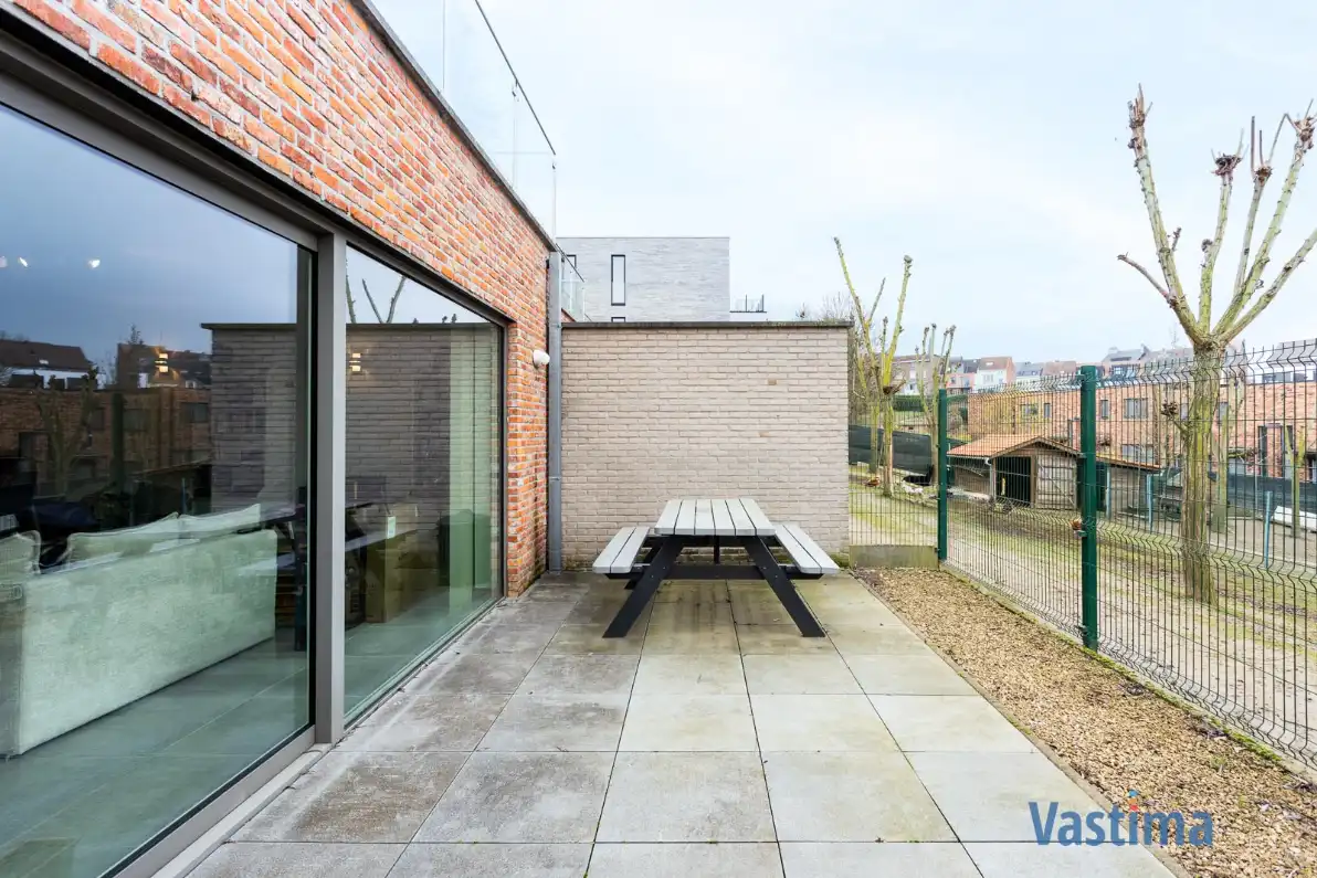 Instapklaar appartement met royaal terras en staanplaats foto 20