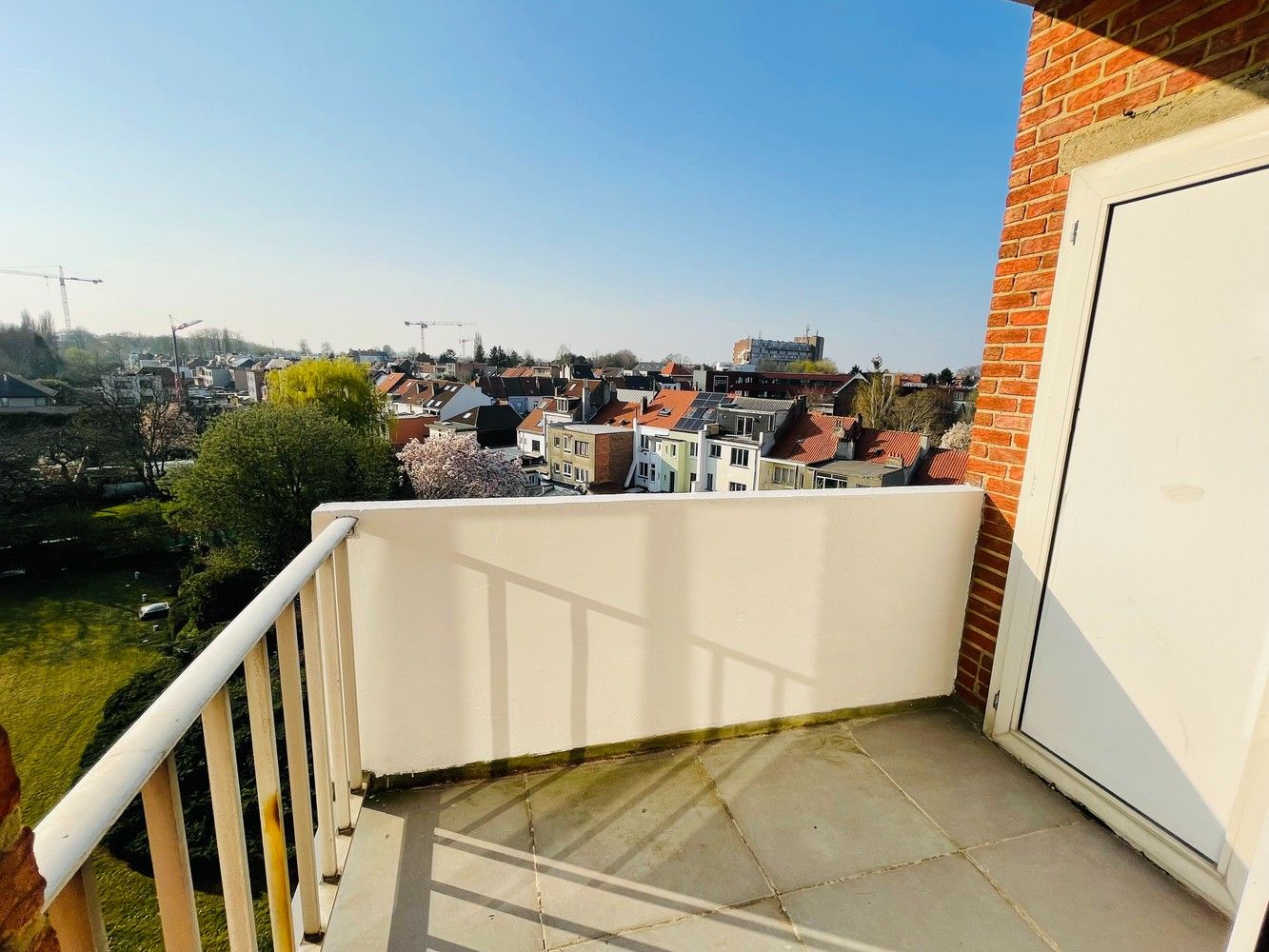 Mooi en goed onderhouden appartementsgebouw in het centrum van Strombeek foto 8