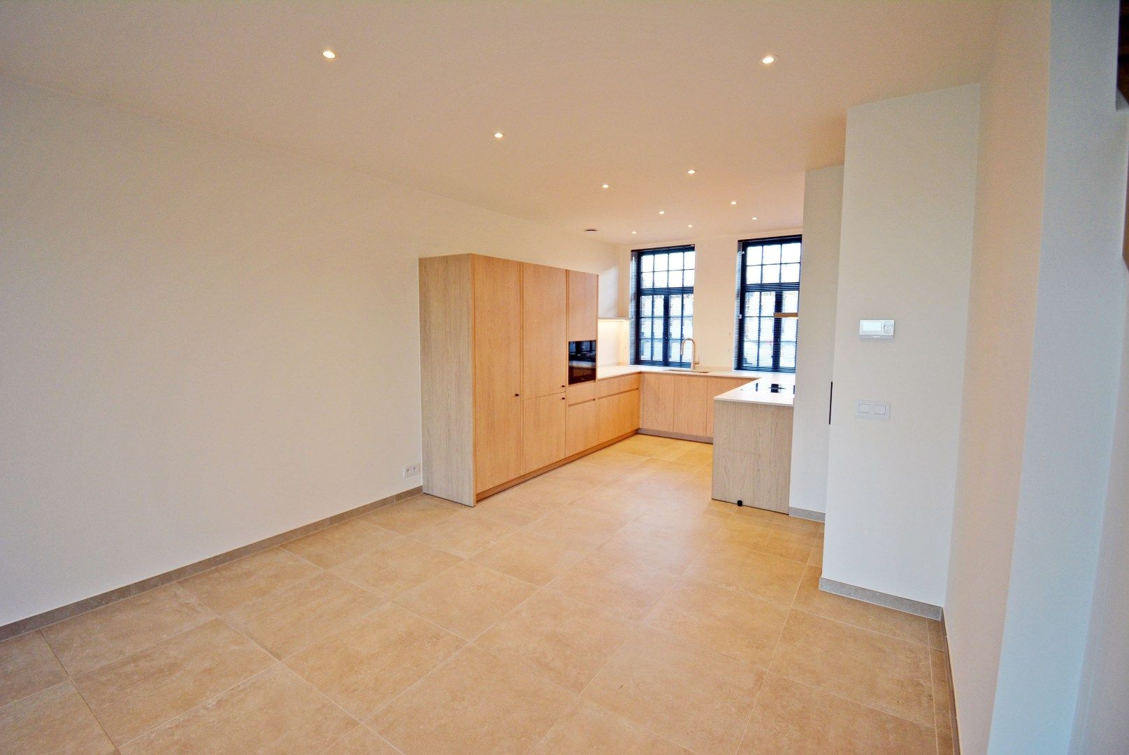 Moderne en energiezuinige nieuwbouwwoning in Koolkerke. foto 4