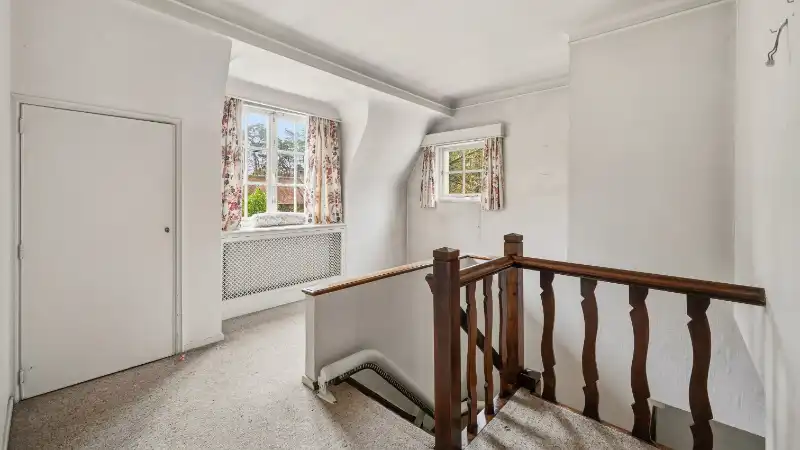 Standingvolle te renoveren villa van 520m² op 53 are foto 25