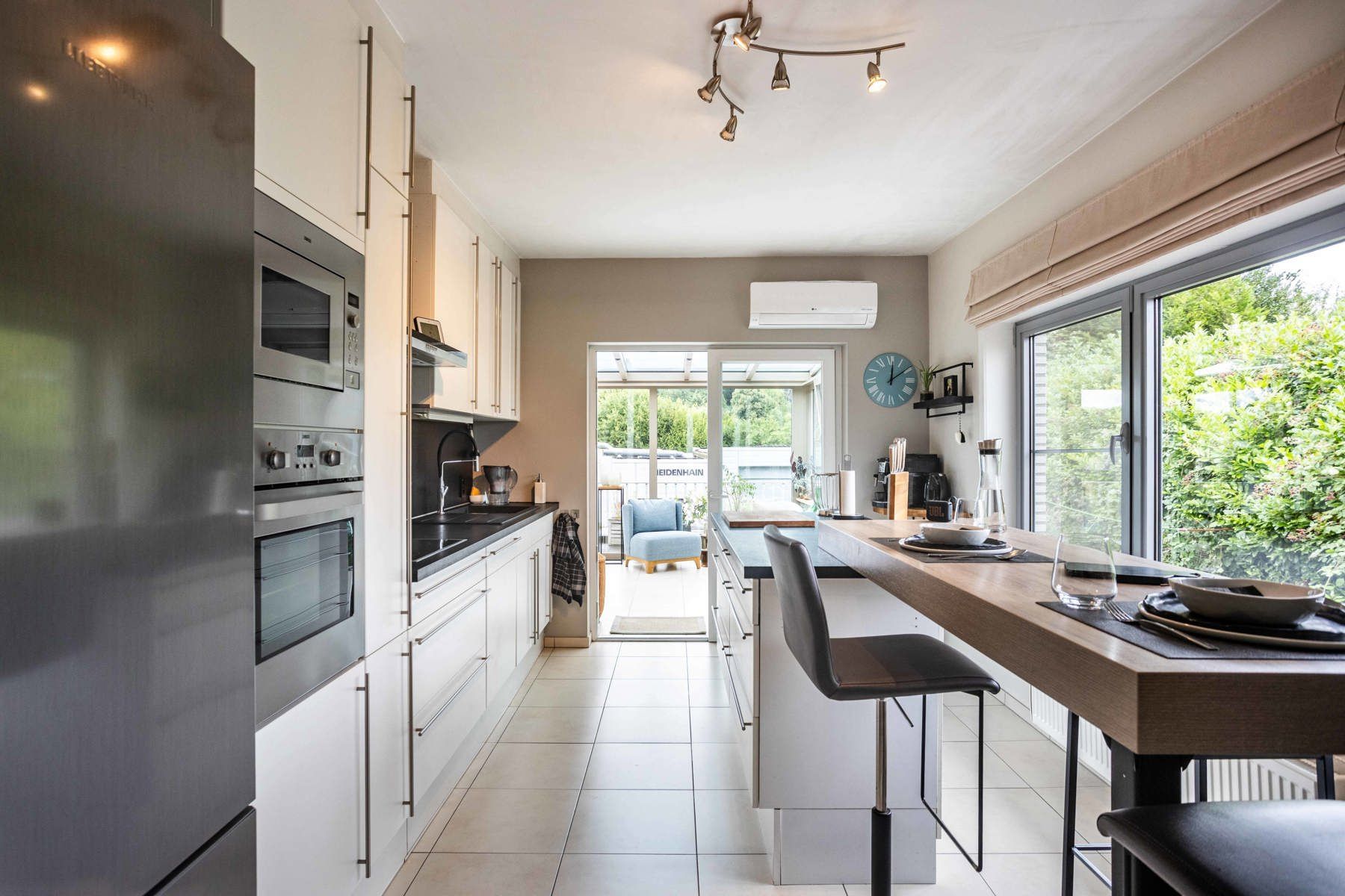 Stijlvol app. met 3 slaapkamers, ruim terras en staanplaats foto 11