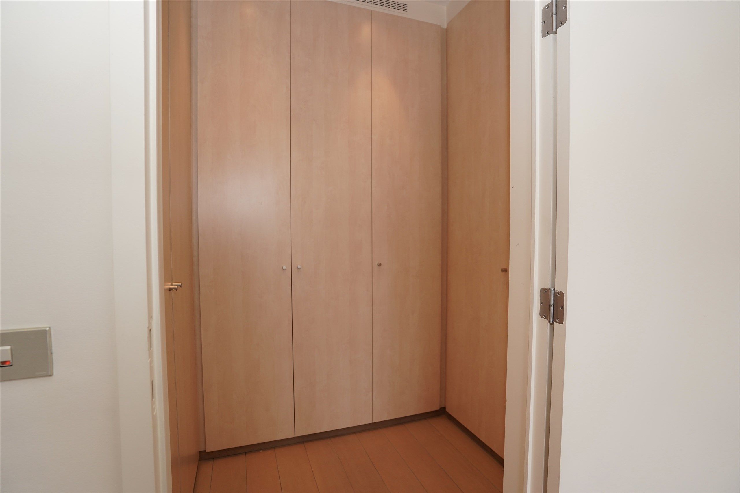 Luxeappartement met 2 slpks, 2 badk, dressing & staanplaats foto 15