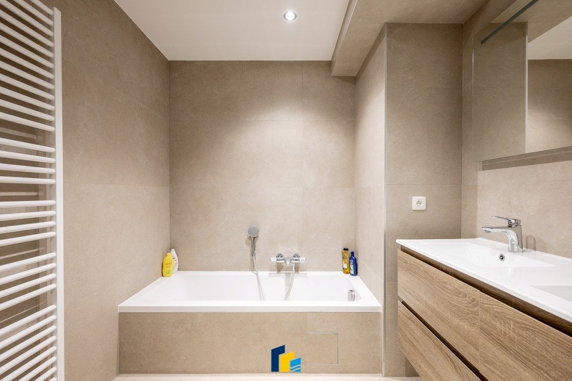 Elegant 3-slpkapp met riant terras foto 21