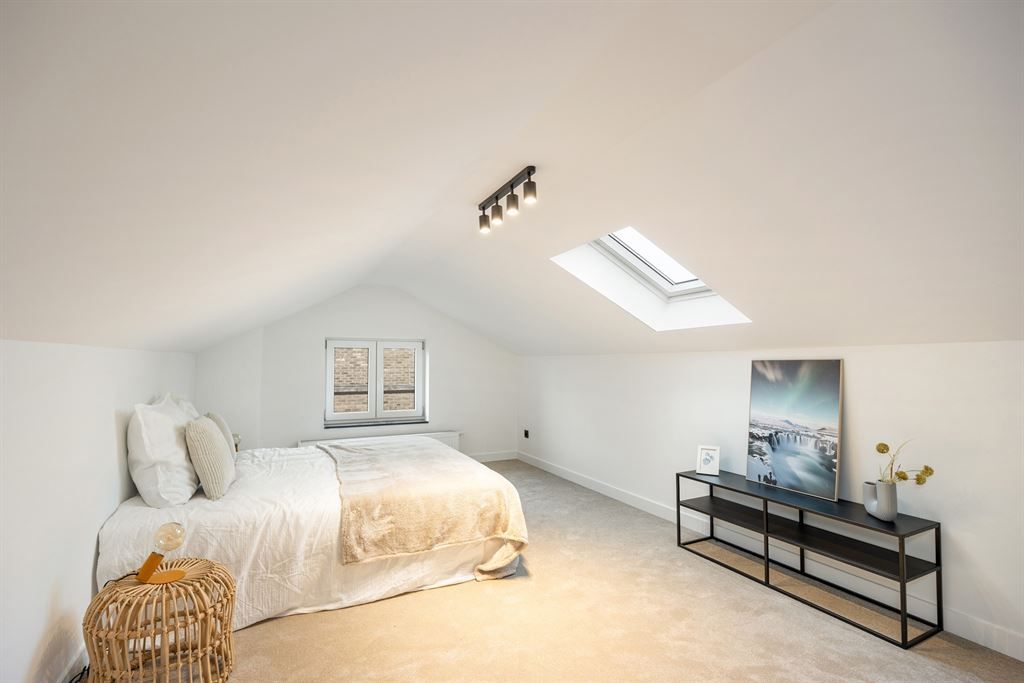 Stijlvol gerenoveerde villa met ruime tuin foto 24