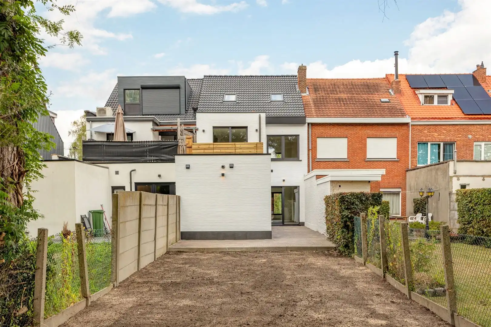 Top-gerenoveerd gelijkvloers appartement in Ekeren-Donk foto 3
