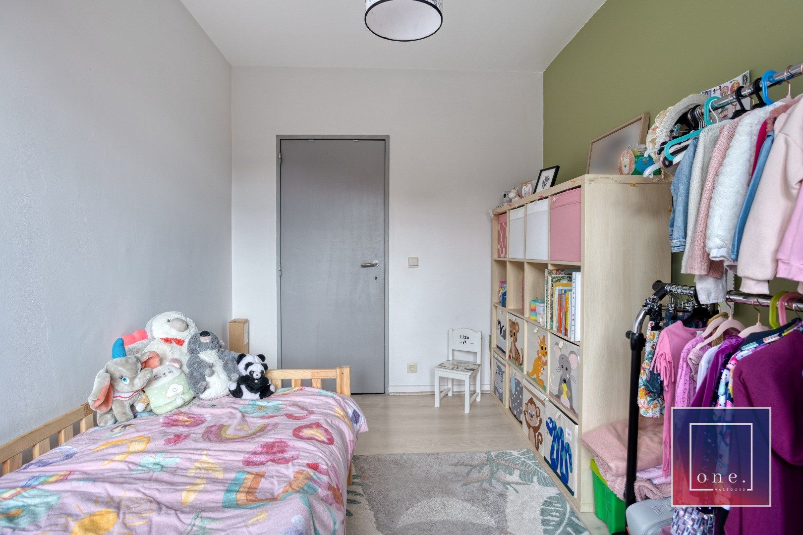 Instapklaar 2 slaapkamer appartement met terras.  foto 12