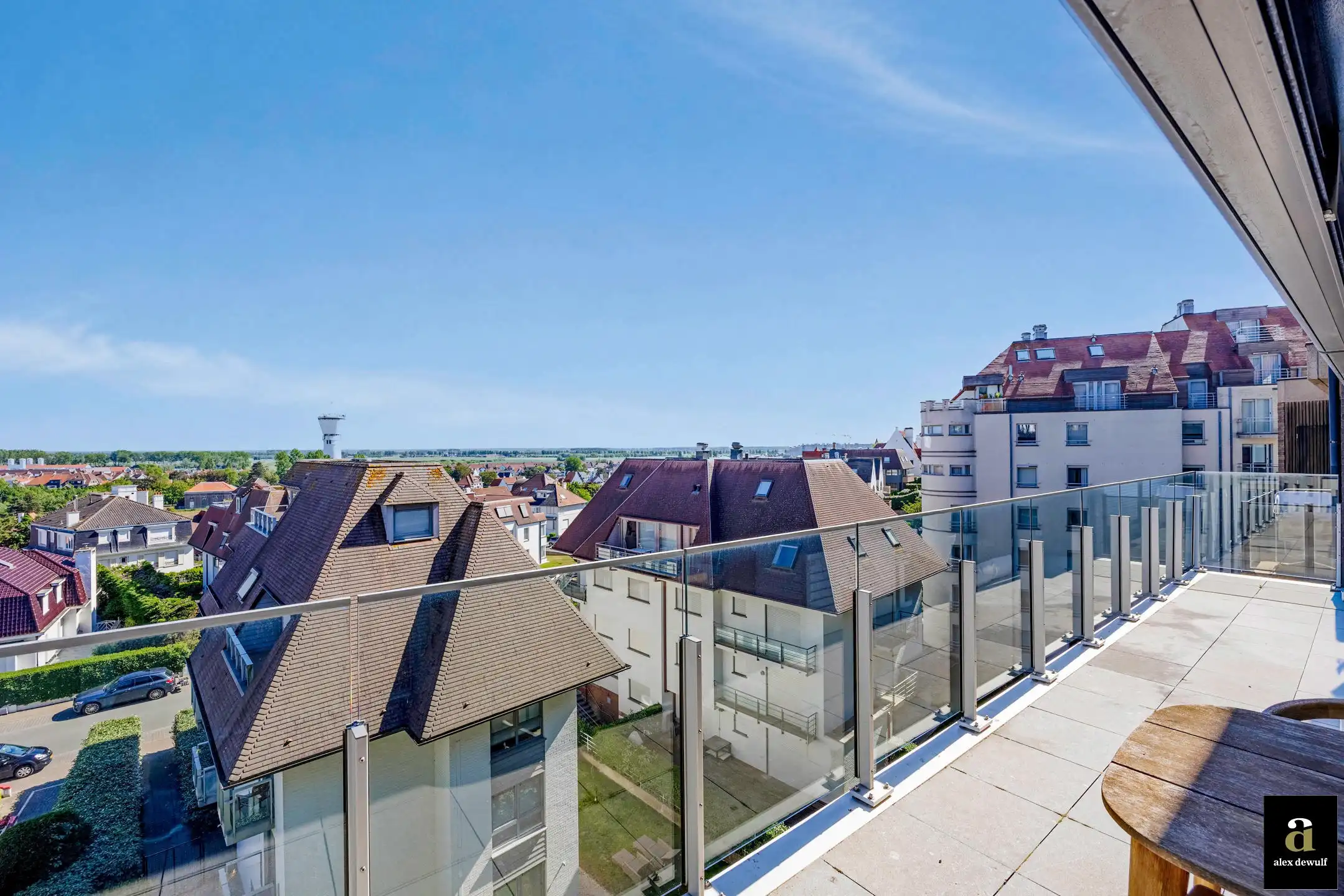 Exclusieve mezzanine met panoramisch frontaal zeezicht – Residentie Royal Navy foto 2