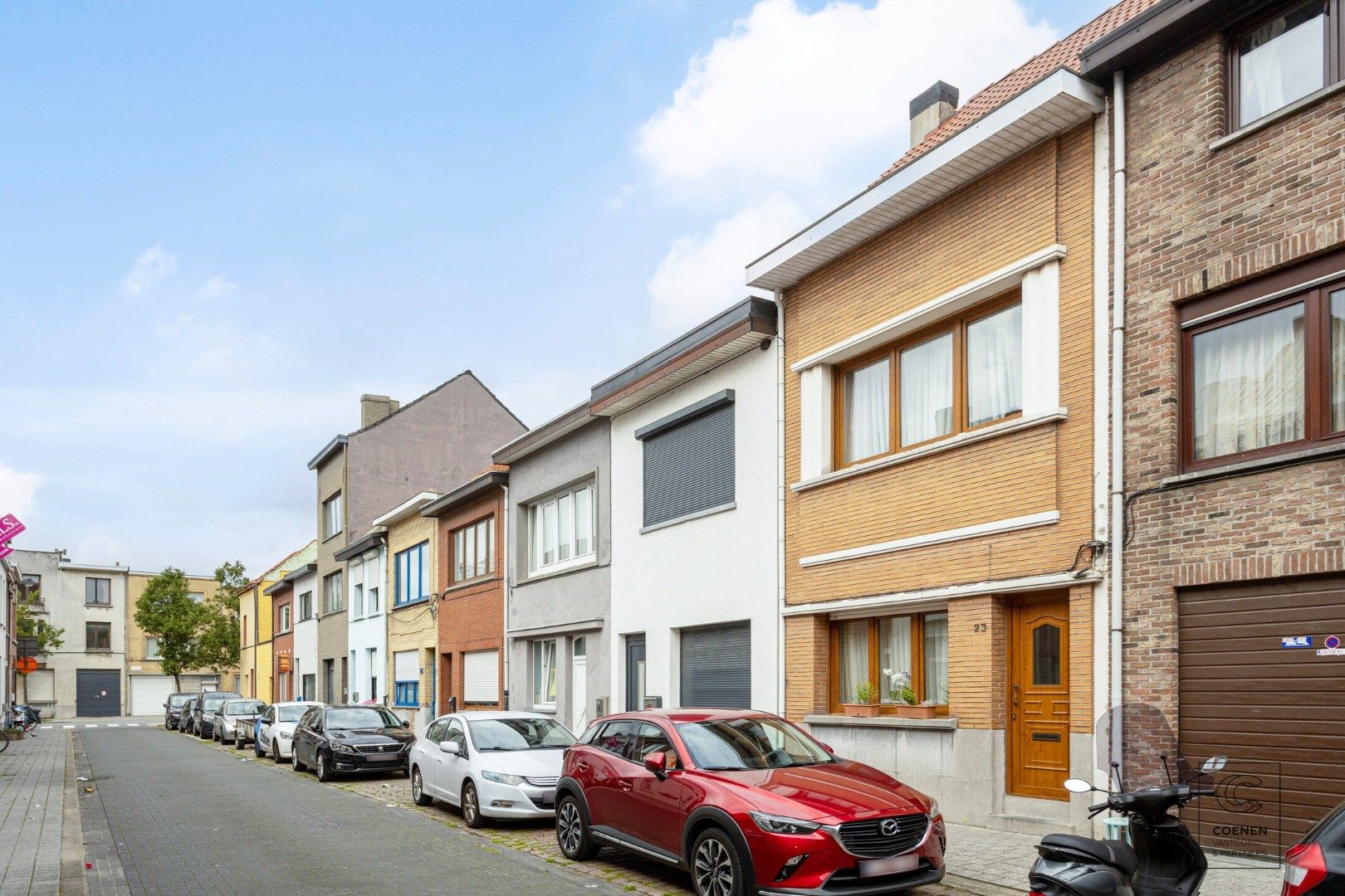 Ruime woning met 5 slpk's en een bew opp van 155 m² op zeer centrale ligging te Merksem foto 30