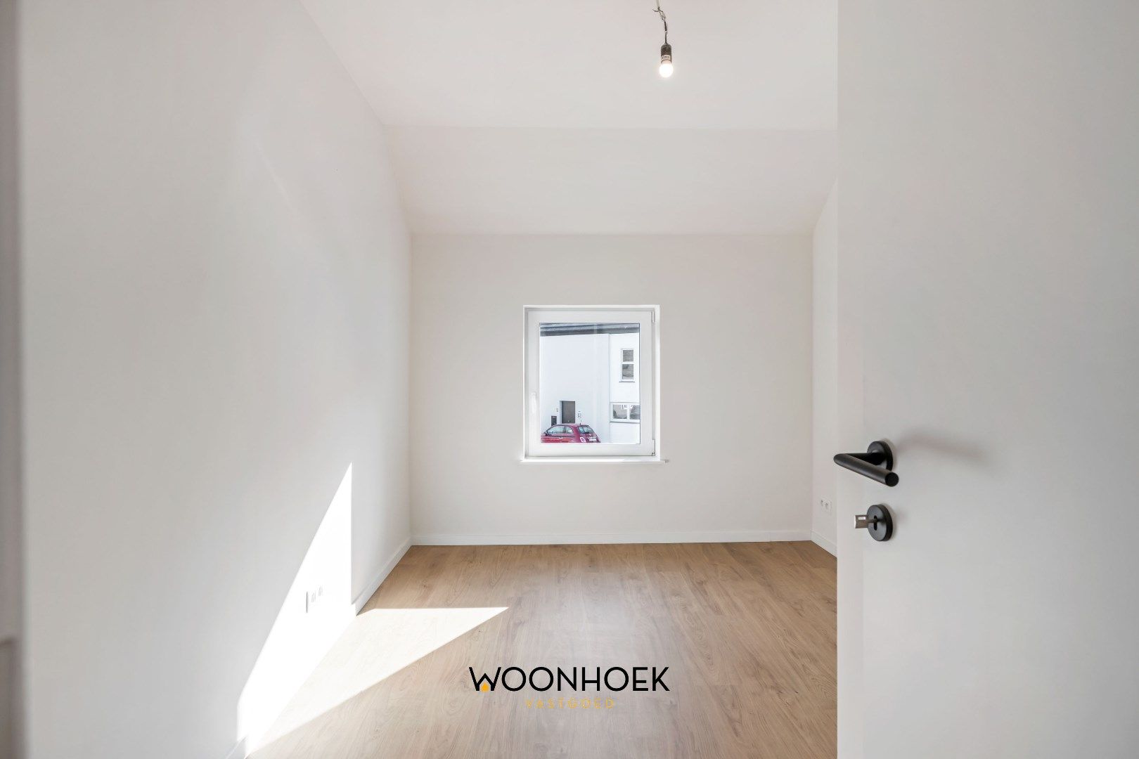 Trendy 3 slpk-woning met 6 zonnepanelen te Lokeren foto 17