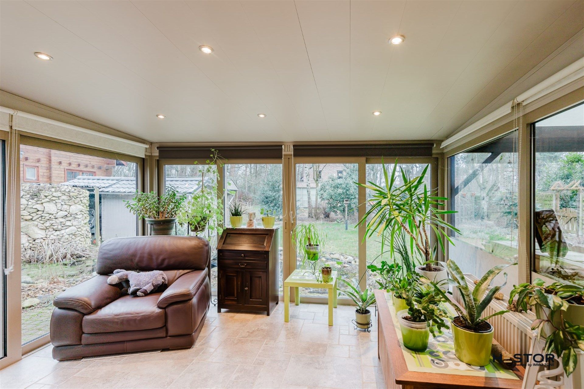 Verzorgde vakantiewoning te midden van een bos foto {{pictureIndex}}
