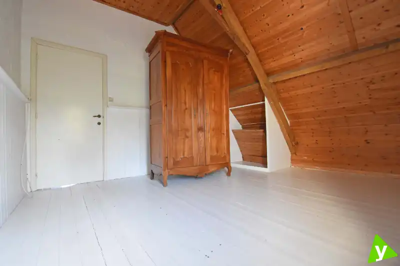 Idyllische woning met prachtige tuin foto 17