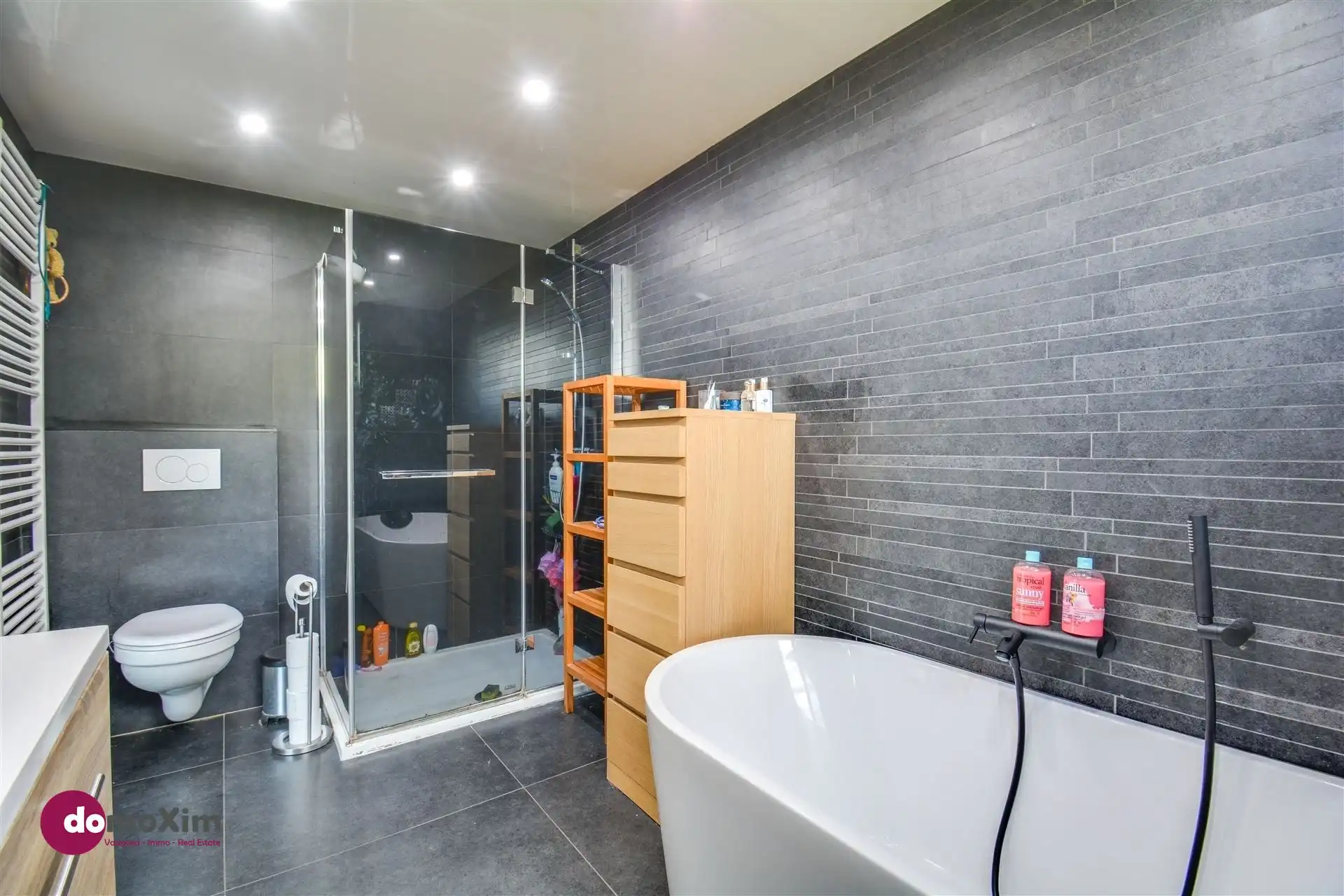 Stijlvol en verrassend ruime woning op wandelafstand van het centrum van Boortmeerbeek foto 10