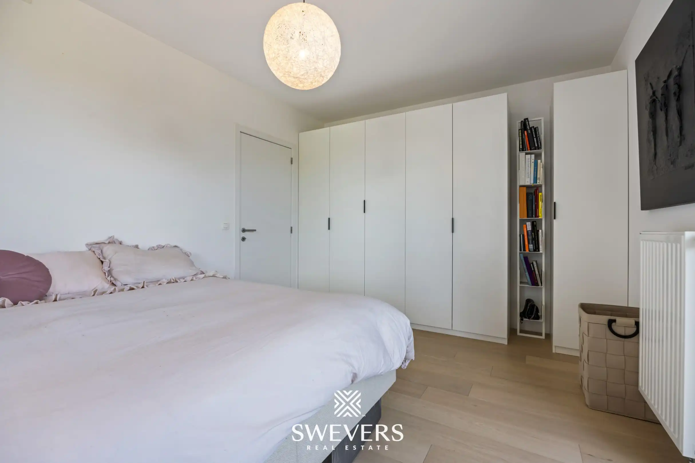 Luxueus appartement met zicht op het kanaal en ruim terras op zuidzicht in Hasselt foto 18