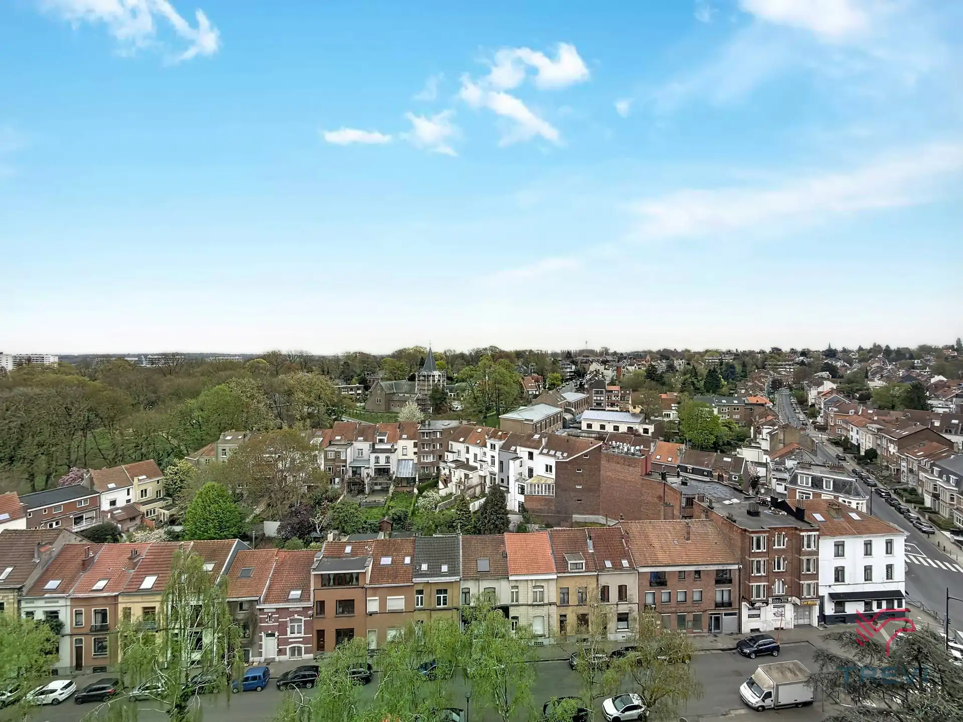 Licht appartement met 2 slaapkamers op de 10e verdieping! foto 15