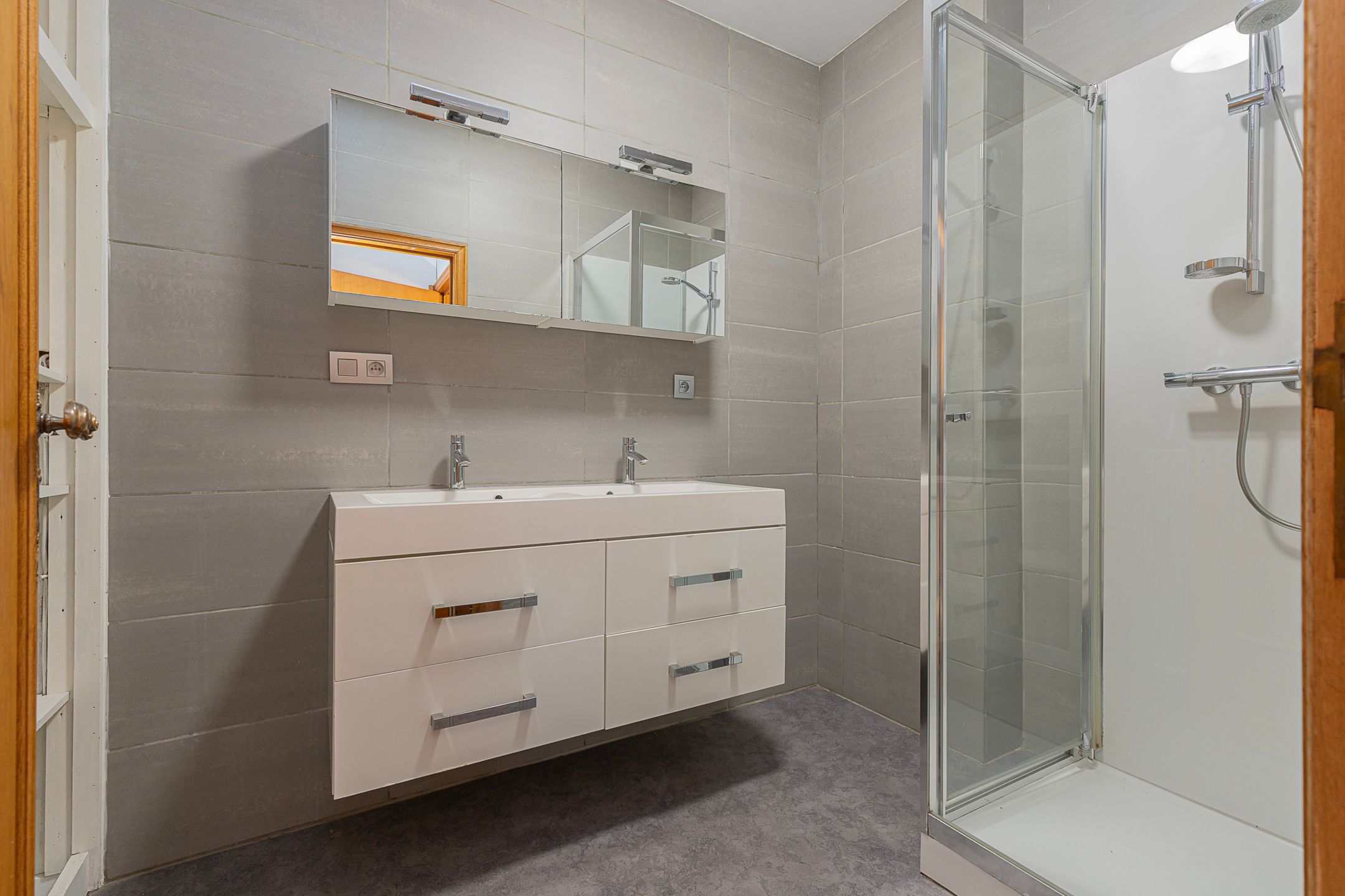 LEDE - Stevige en verzorgde bel-étagewoning op toplocatie  foto 10