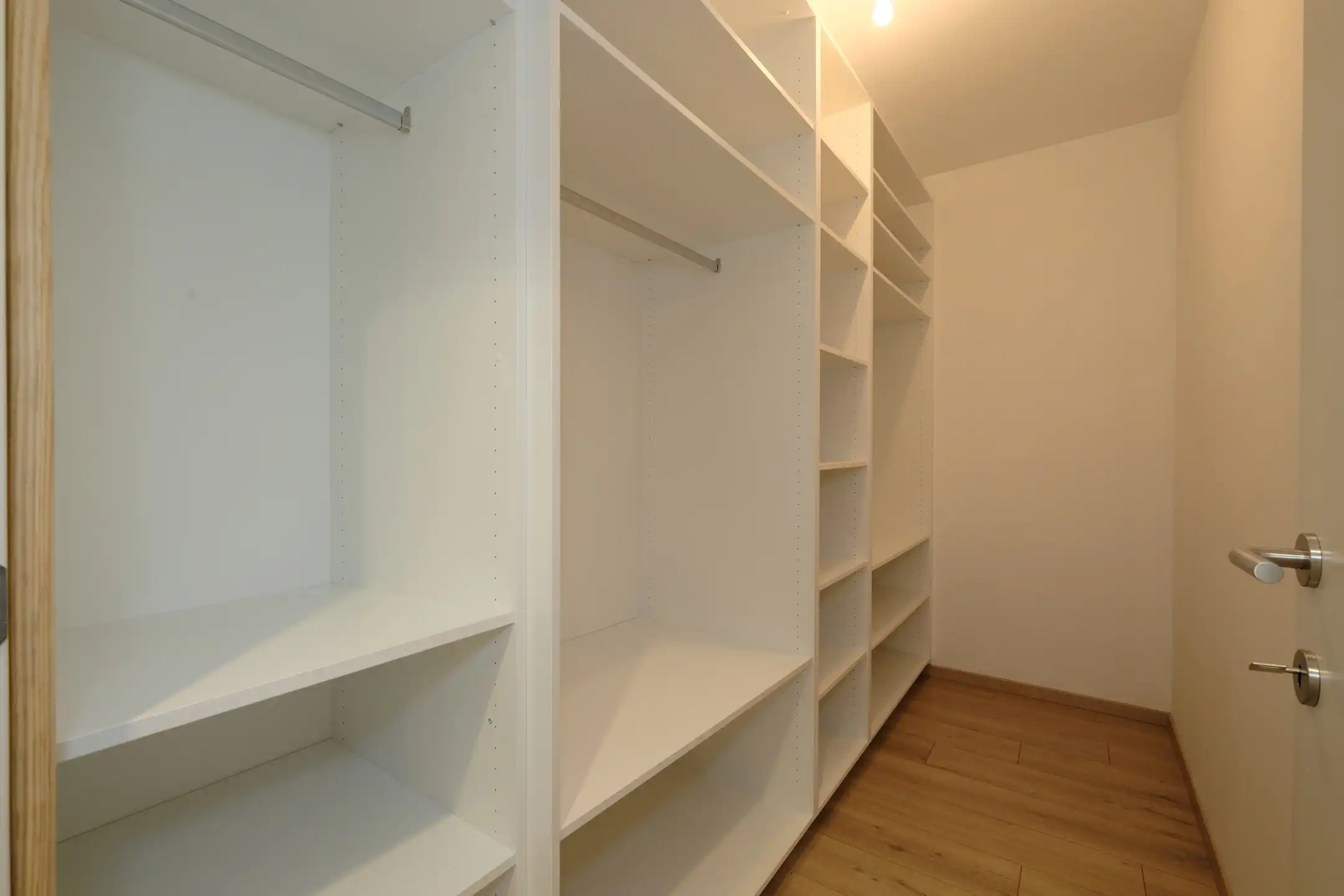 Hedendaagse en energiezuinige villa in rustige wijk foto 21