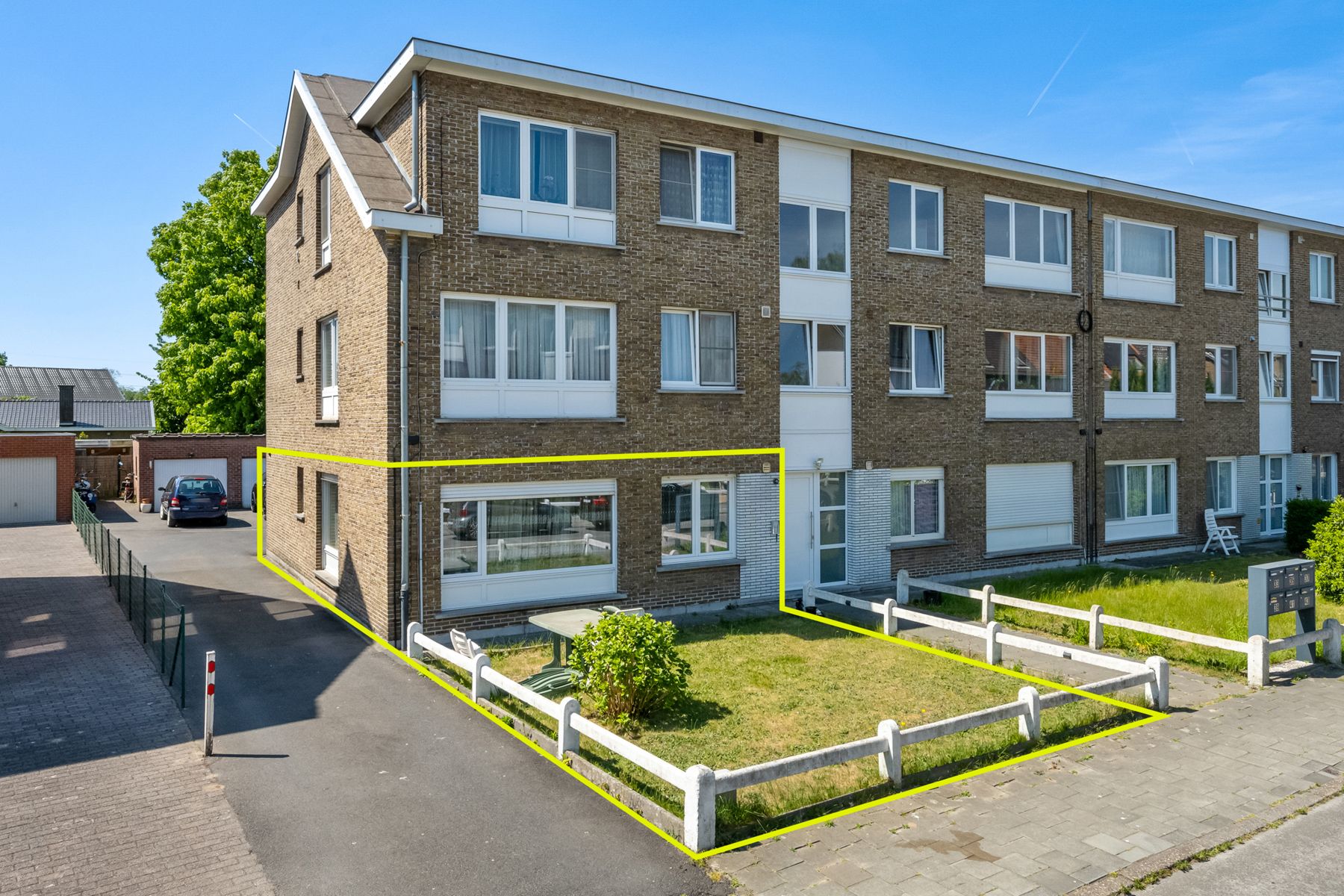 Uitstekend instapklaar appartement met garage foto 11