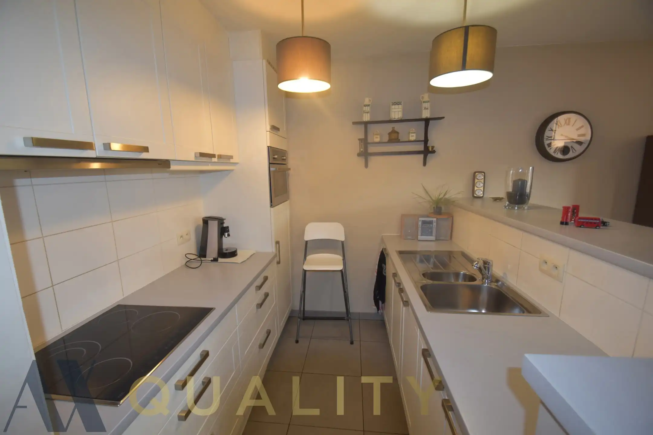 IN OPTIE Centr. en rustig gel. energiezuin. 2 slpk.-appt. met terr., staanpl. en berging foto 3