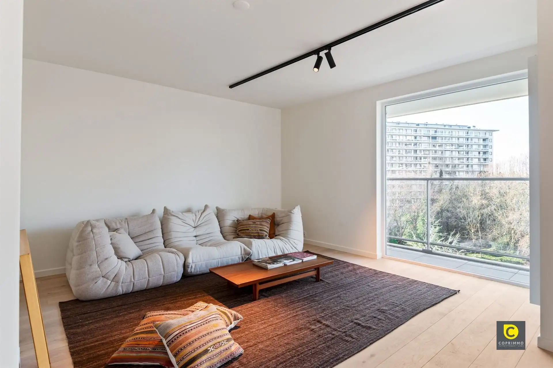 Luxueus gerenoveerd hoek-app foto 3