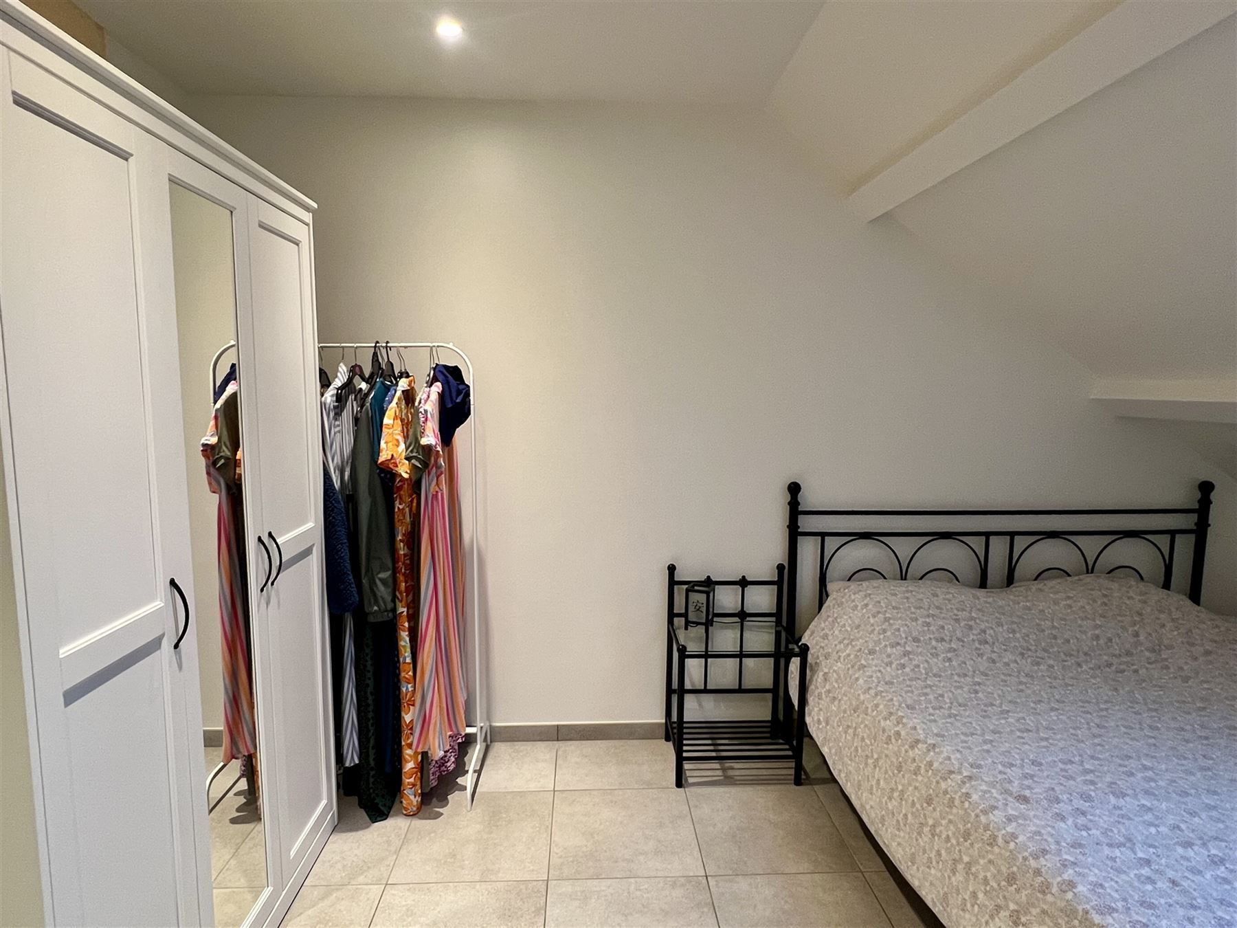 Goed gelegen eigentijds appartement foto 9