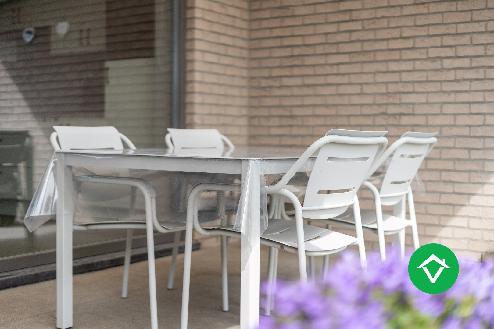Instapklare, recente woning (2018) met 4 slaapkamers en garage in hartje Koekelare. foto 22