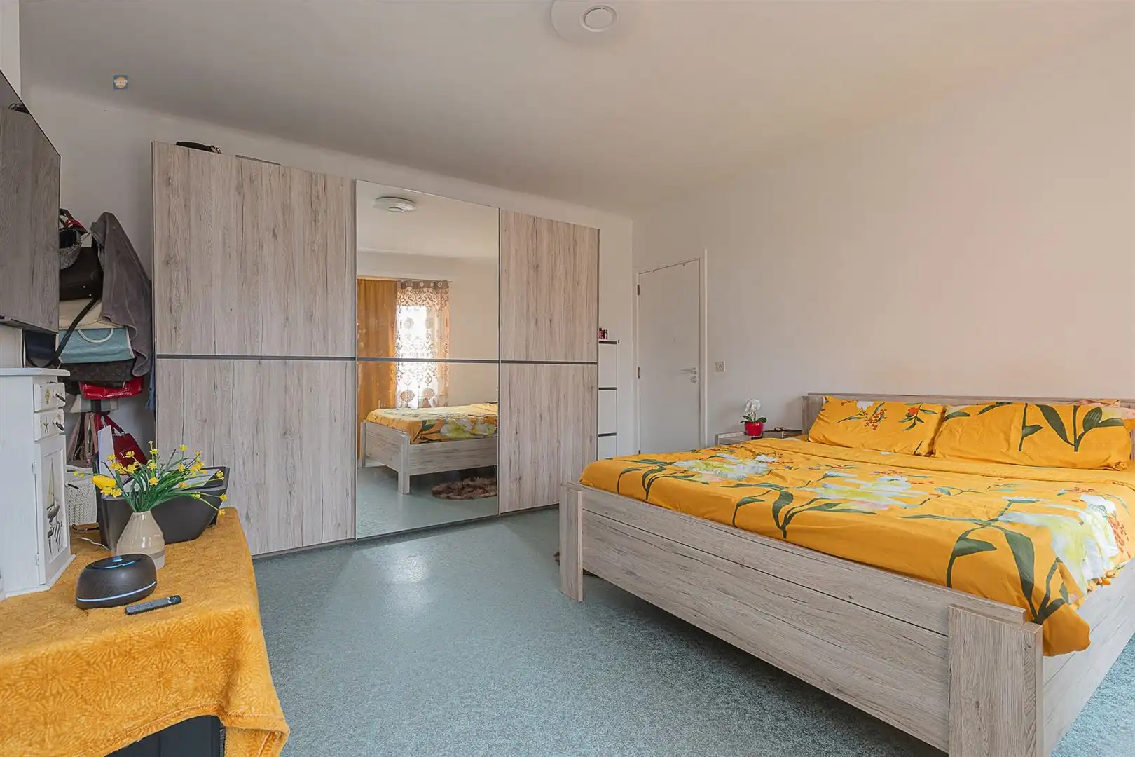 Gerenoveerde woning met 4 slaapkamers in Willebroek foto 12