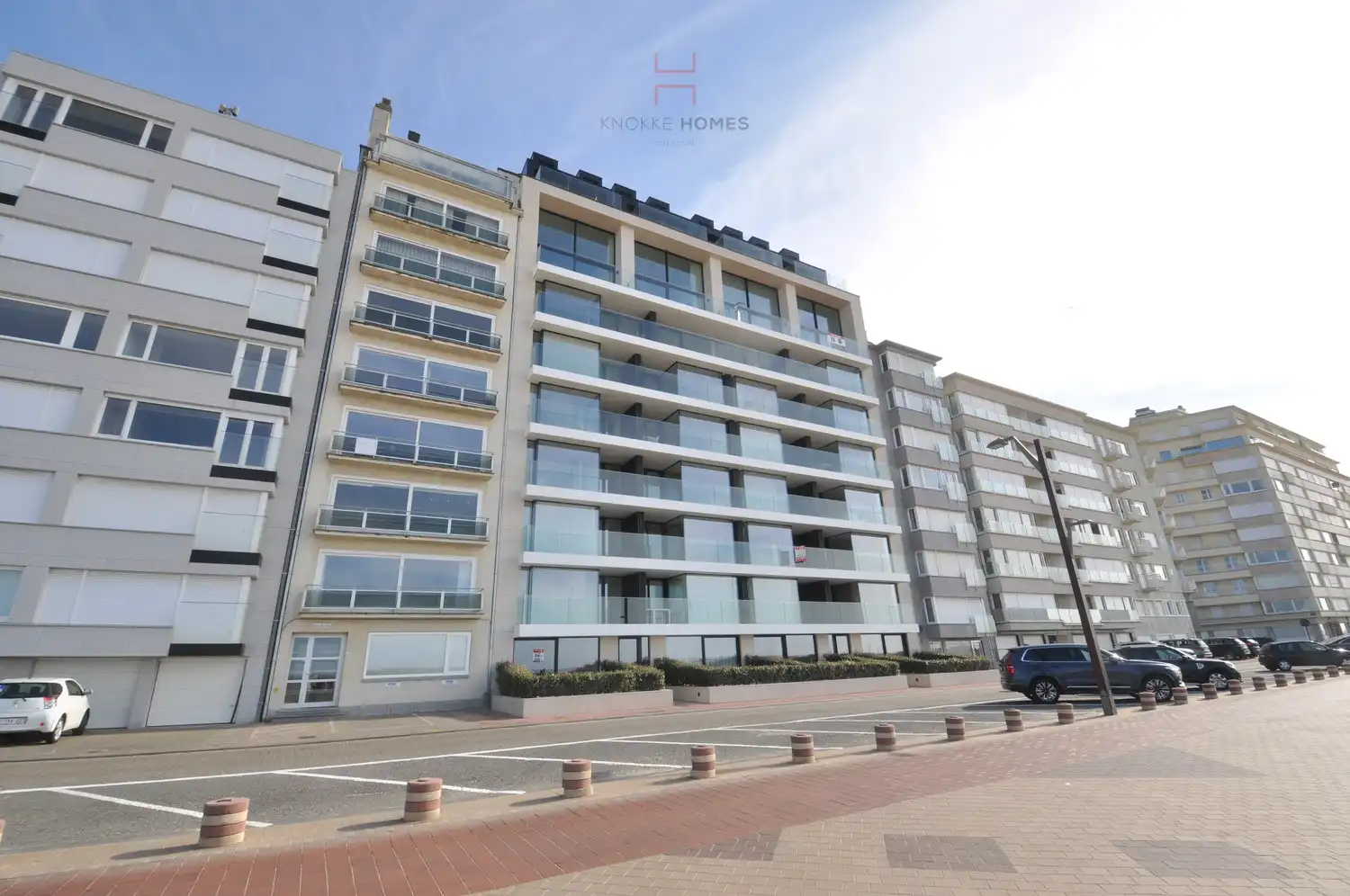 Instapklaar nieuwbouw appartement op de Zeedijk te Albertstrand foto {{pictureIndex}}