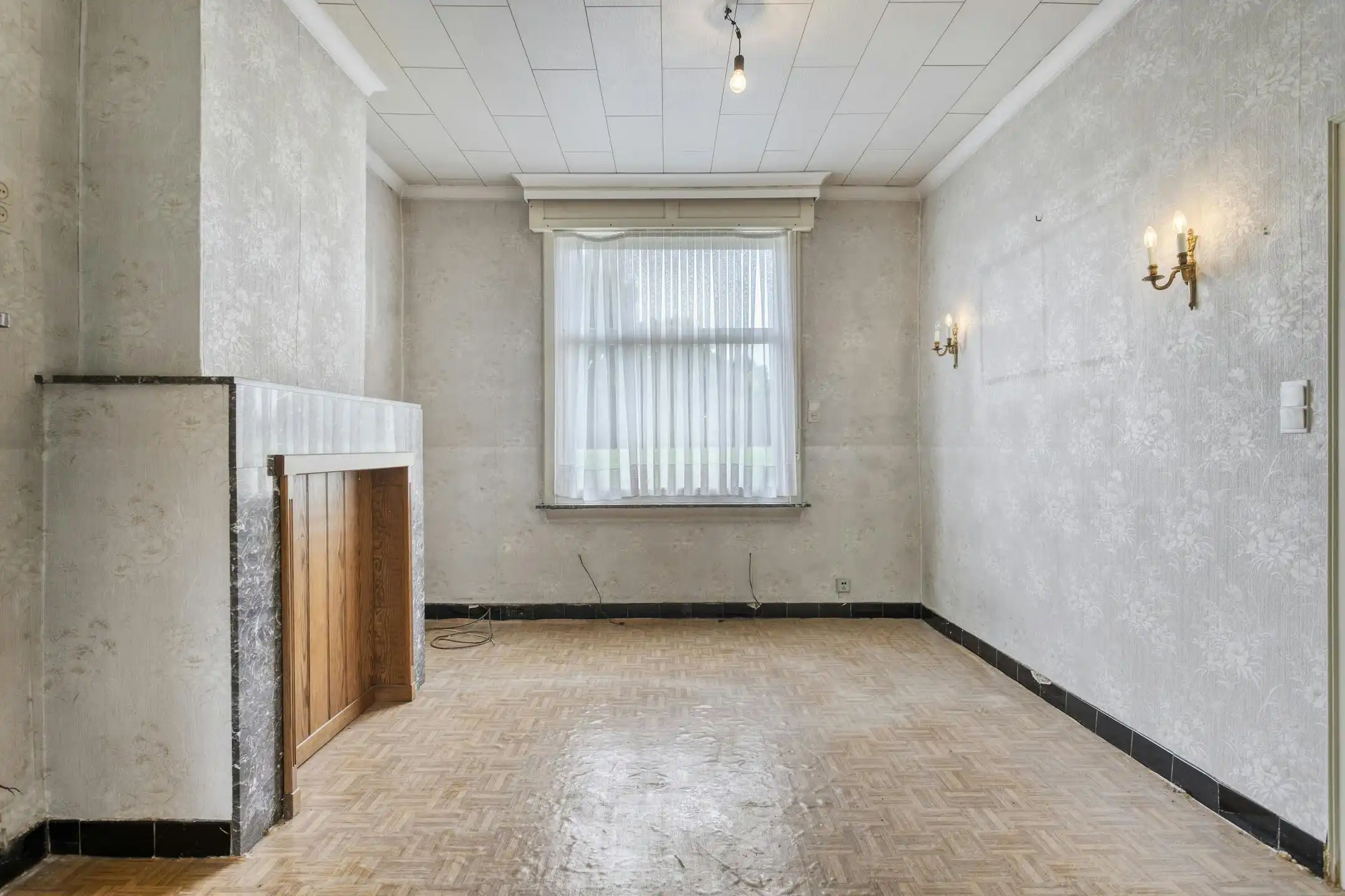 Te renoveren halfopen woning in Gullegem  foto 4