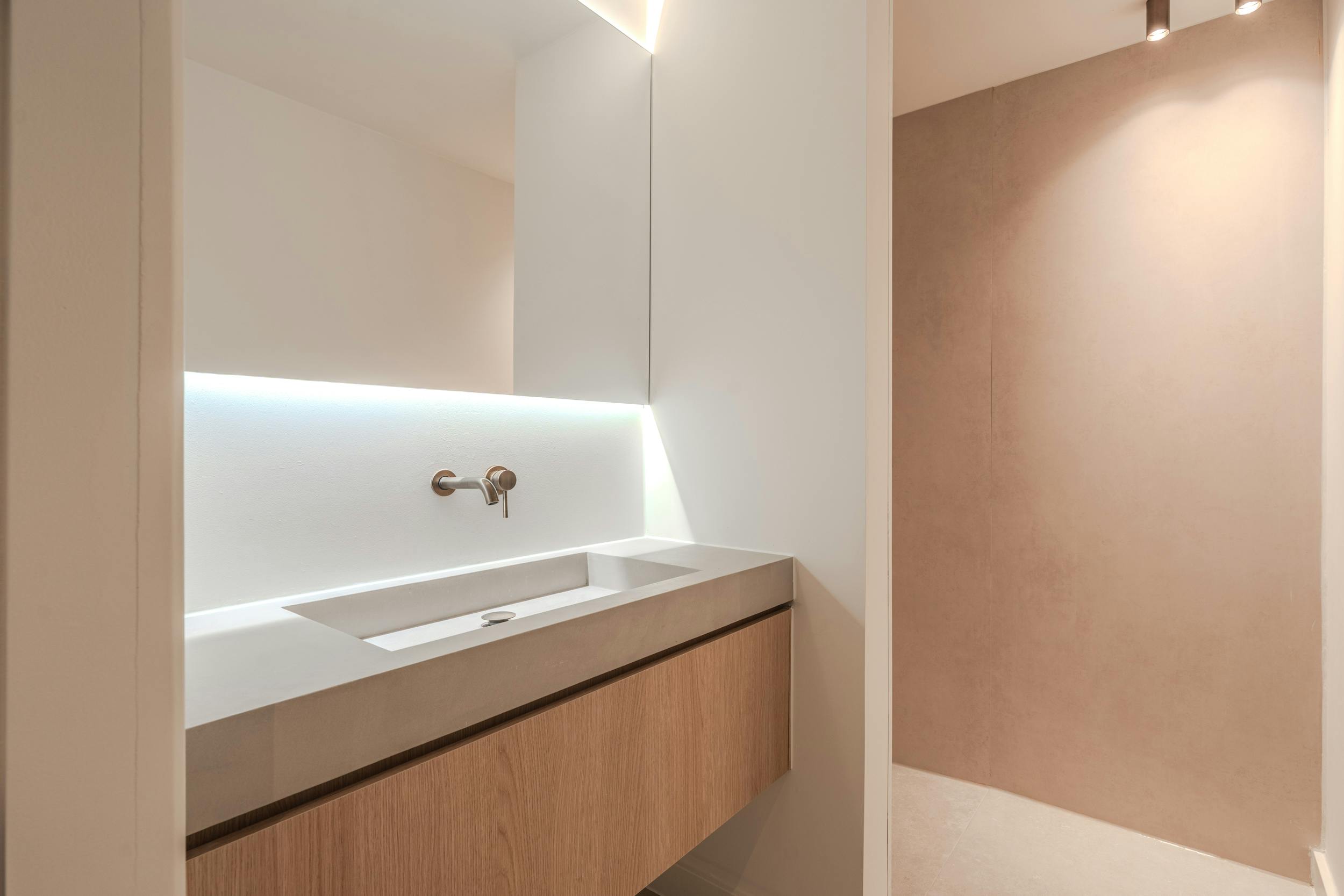 Ruim appartement met twee slaapkamers op topligging foto 7