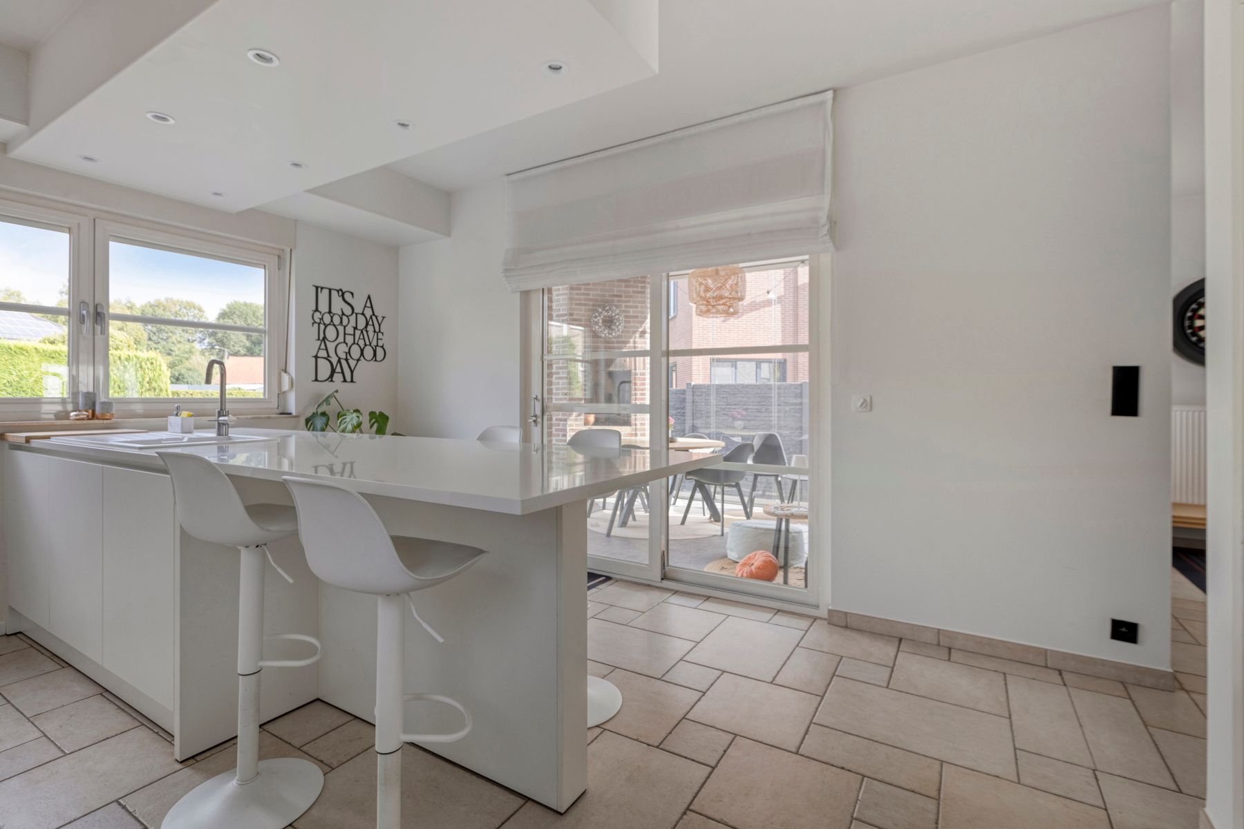 Vrijstaande en instapklare woning in Opoeteren foto 12