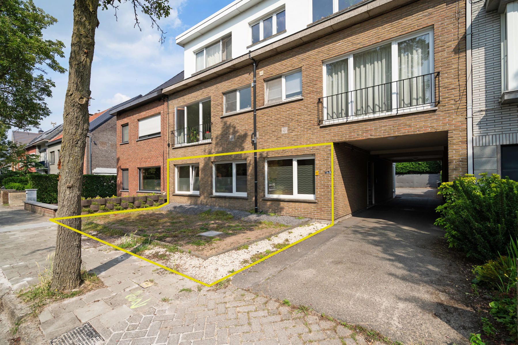 Ruim gelijkvloers appartement met tuin en garage foto 21