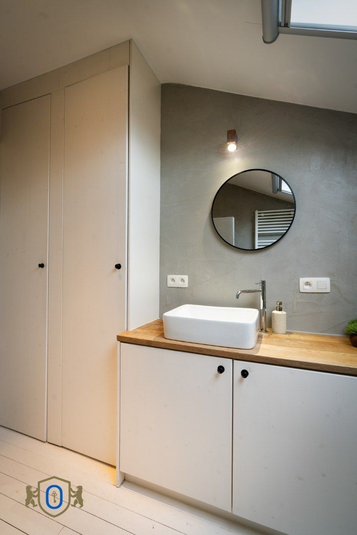 Halfopen 3-slpkr woning met tuin & carport foto 24