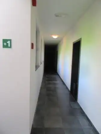 Modern duplex appartement, open indeling, 2x slpk, 2x terras, kelder + parkeerplek + lift aanwezig foto 3