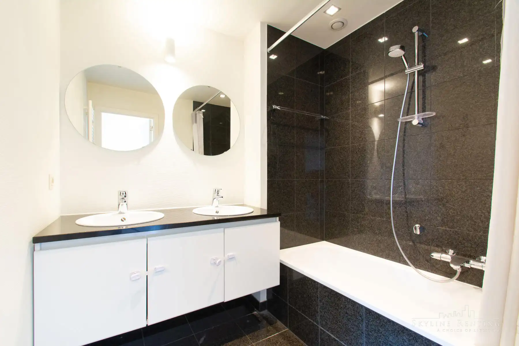 LICHTRIJK - Gemeubeld appartement 3 slpk. met terrassen foto 15