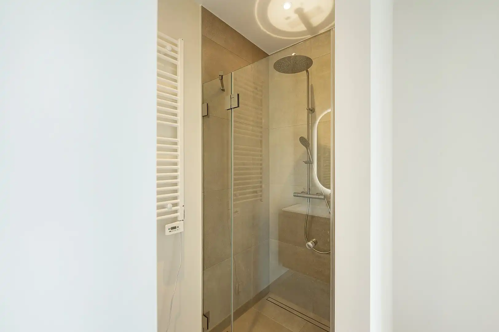 Prachtig nieuwbouwappartement op een centrale ligging in Knokke. foto 16