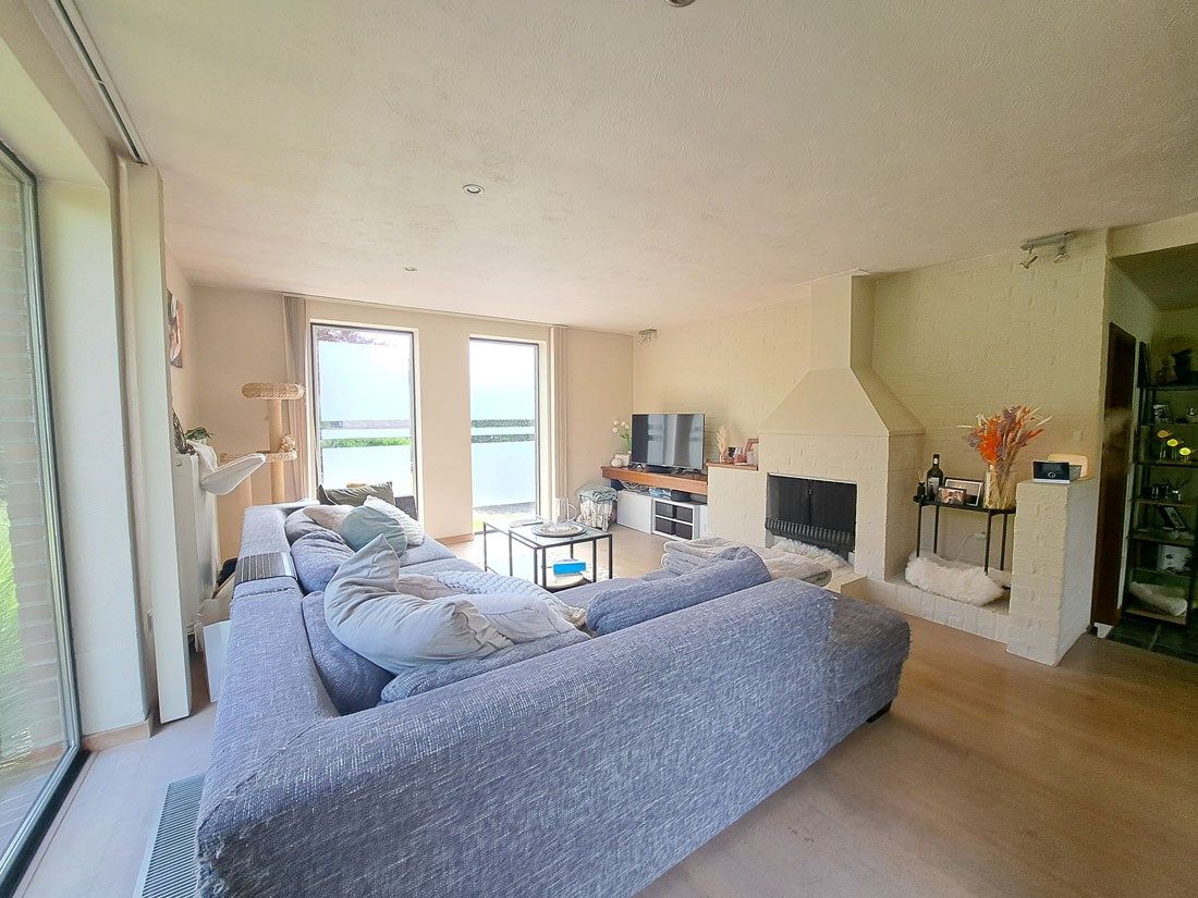 Eigentijdse villa te Lummen foto 3