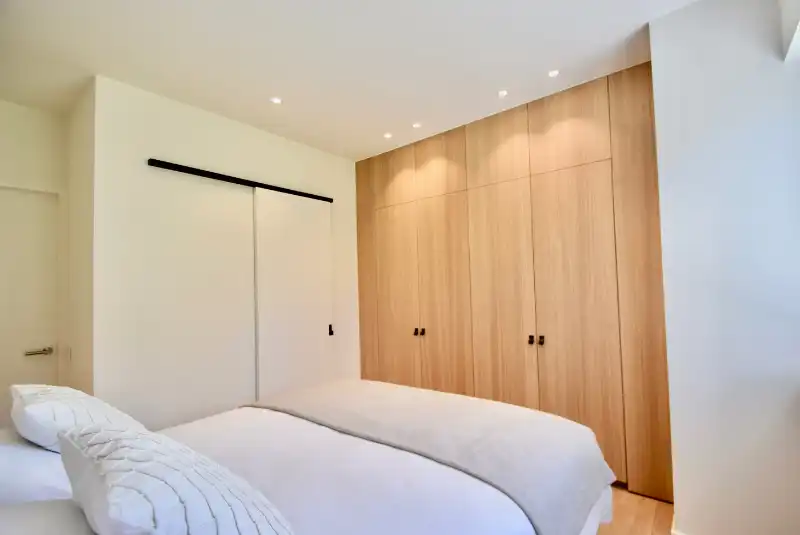 Subliem tuinappartement met zonneterras van 72m²  in een karaktervolle villaresidentie in een paadje. foto 14