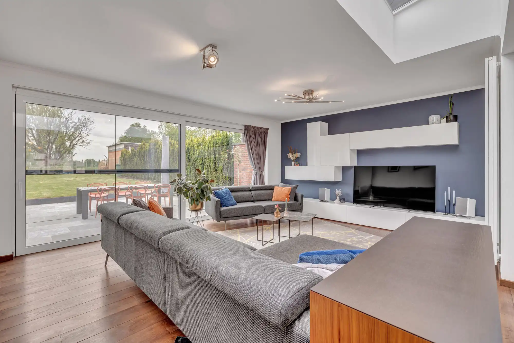 Energetische, instapklare woning op strategische ligging foto 4