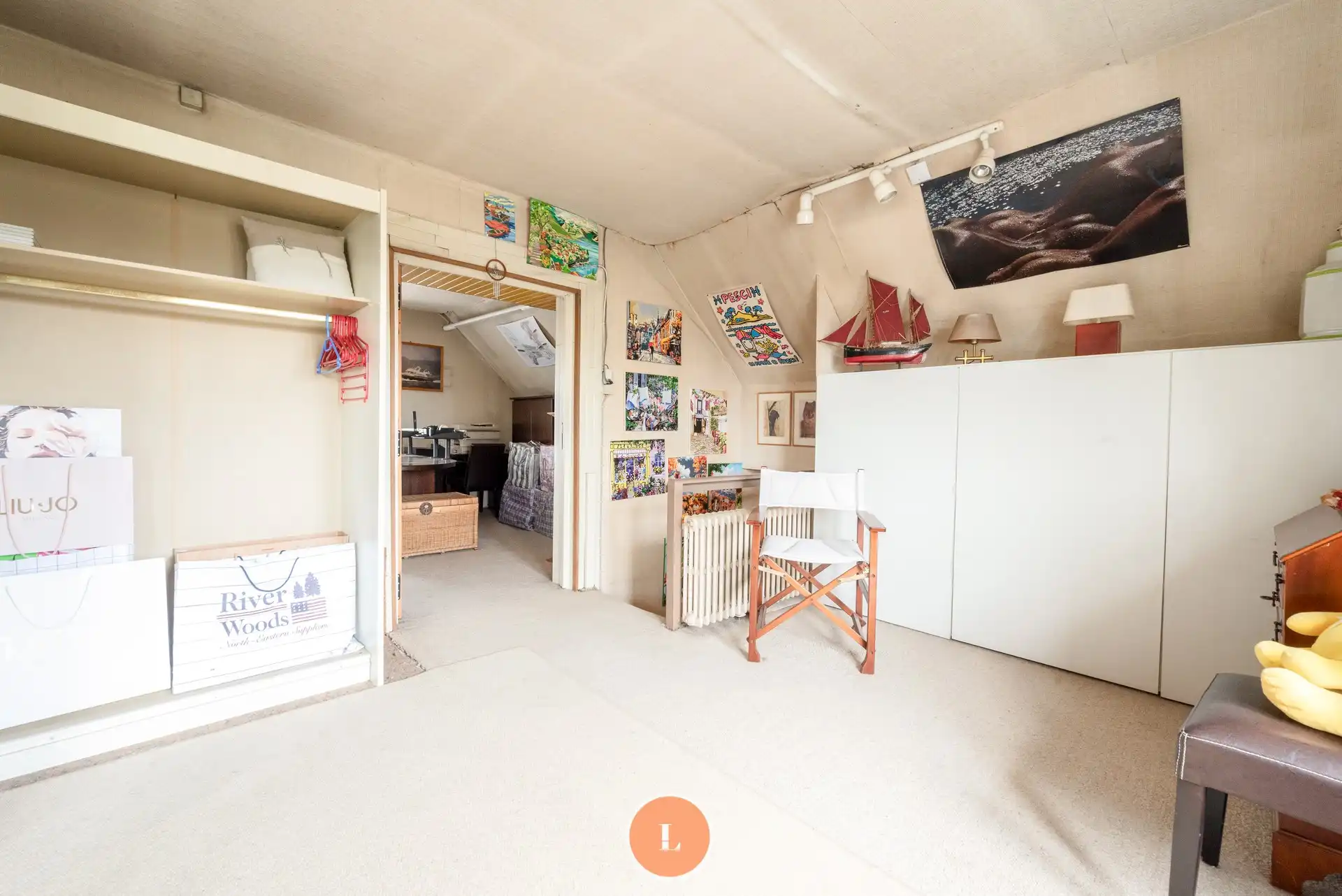 Statige villa met binnenzwembad, polyvalente ruimte en groene privacy foto 23