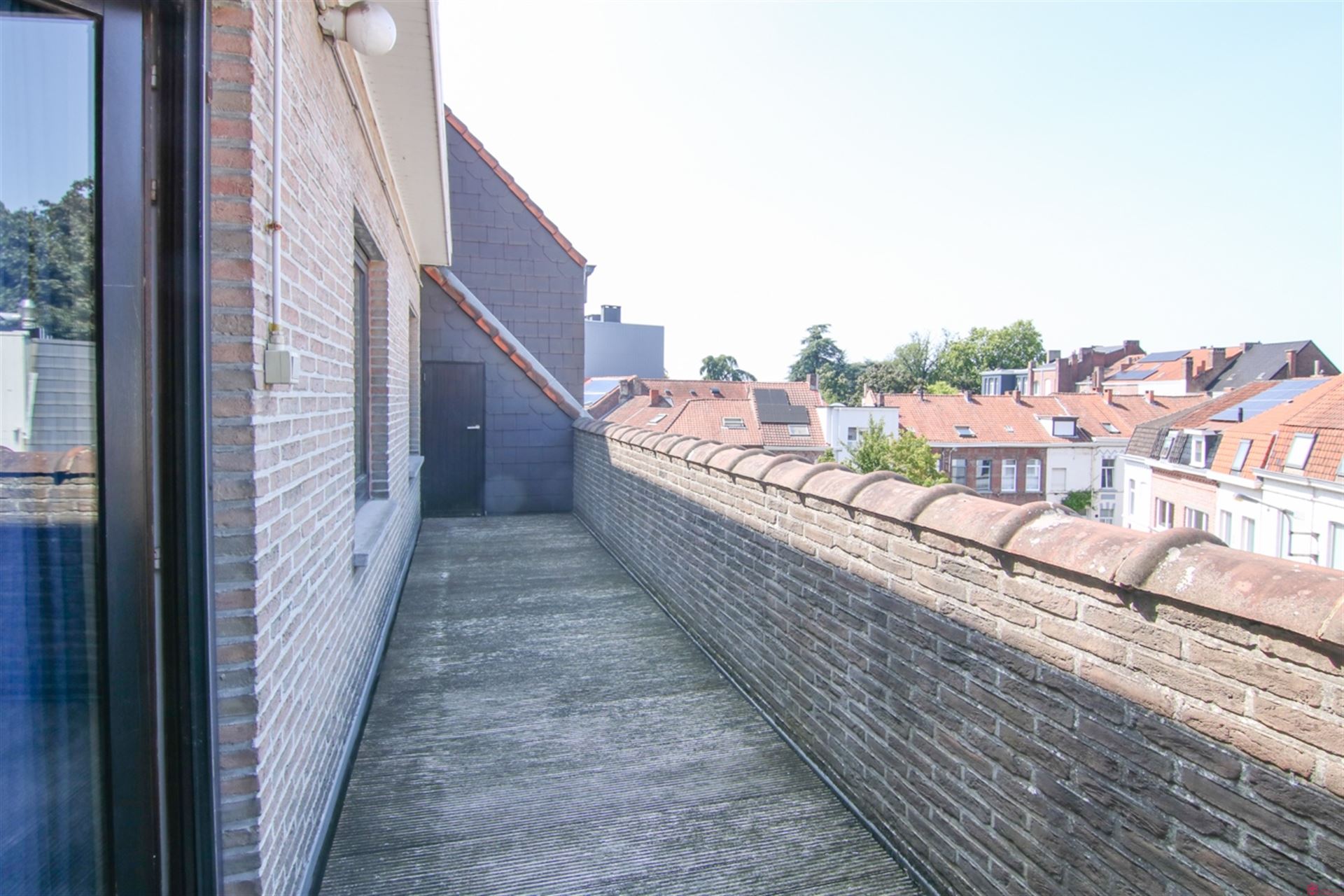 Residentieel gelegen appartement met zalig terras foto 14