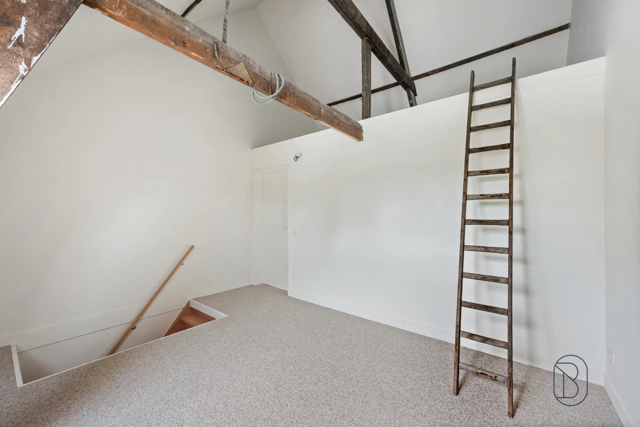 Hippe stadswoning met 2 slk en grote tuin foto 17