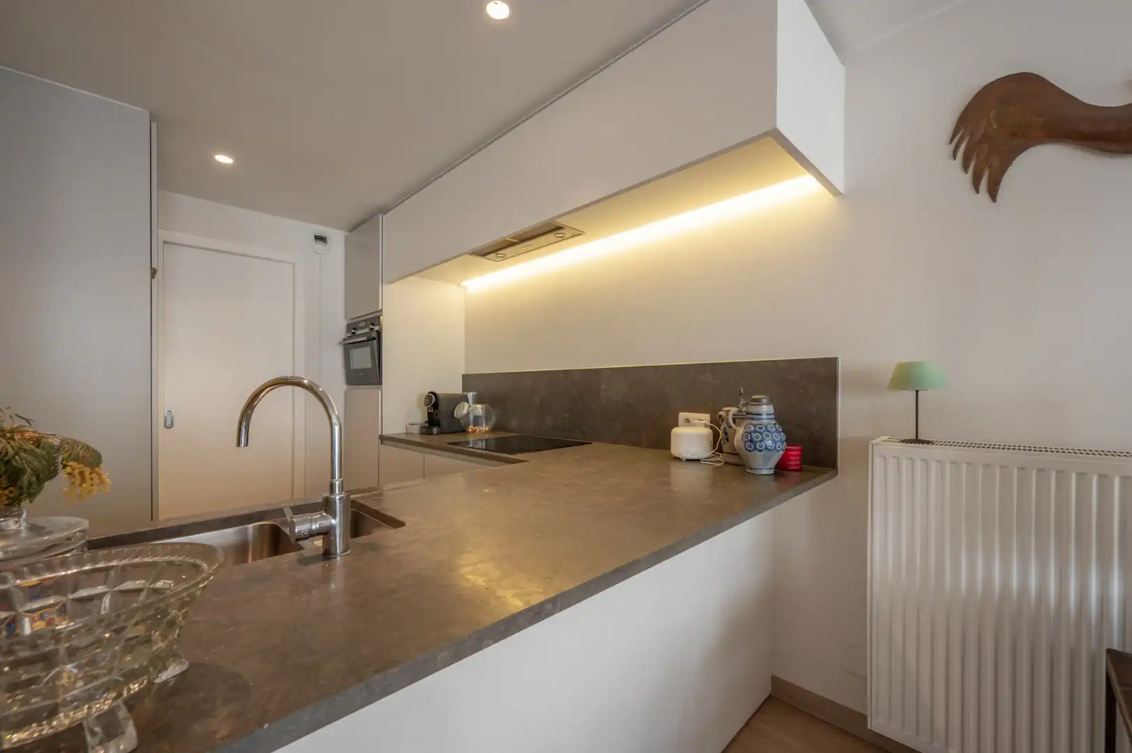 Ruim recent appartement met terras op centrale gegeerde ligging in het Zoute (Dumortierlaan) foto 8