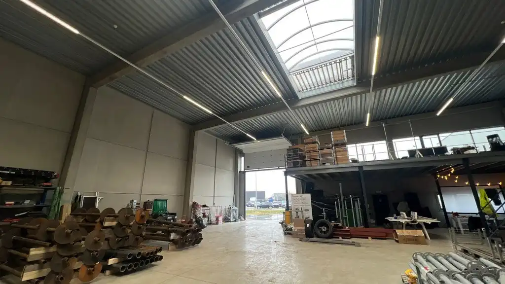 Recent magazijn te huur in industriepark De Nest te Evergem foto 4