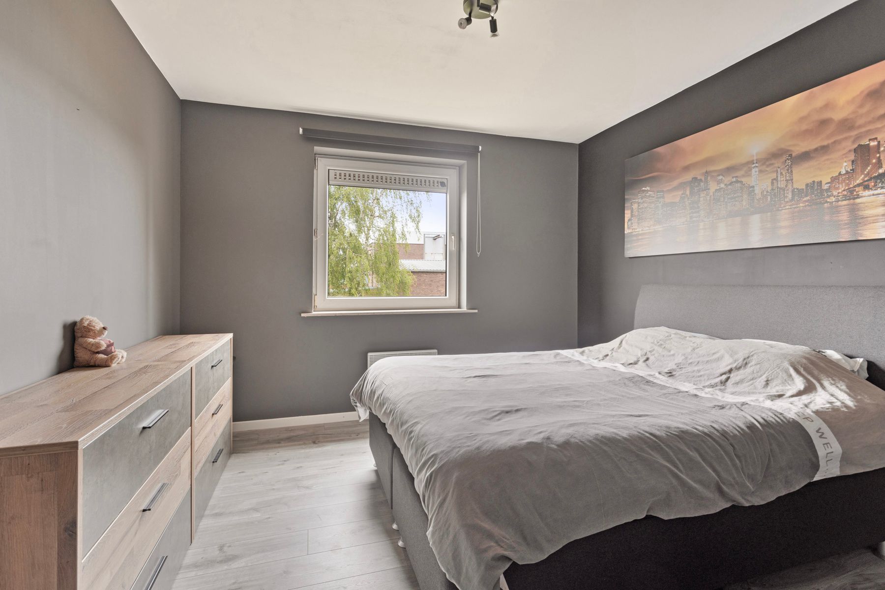 Centraal gelegen, gemoderniseerd appartement in Oedelem foto 11